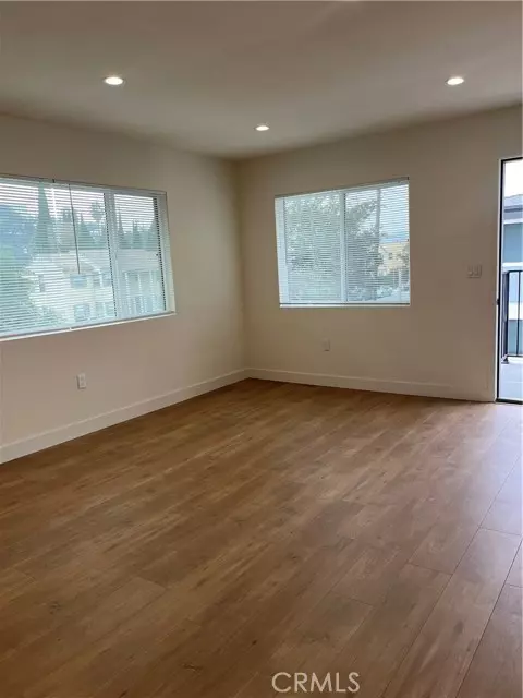 Glendale, CA 91205,1011 E Chevy Chase #A