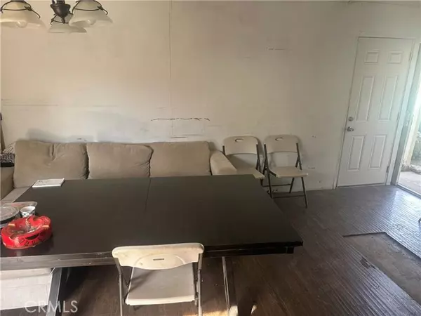 Granada Hills (los Angeles), CA 91344,17311 Halsey