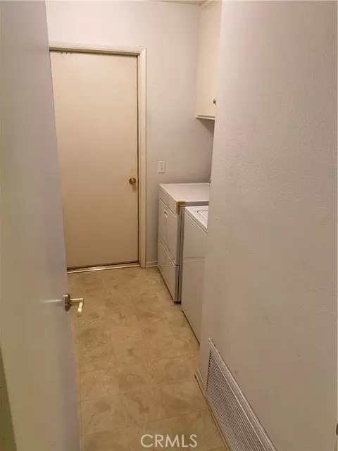 Granada Hills (los Angeles), CA 91344,12671 Daryl Avenue