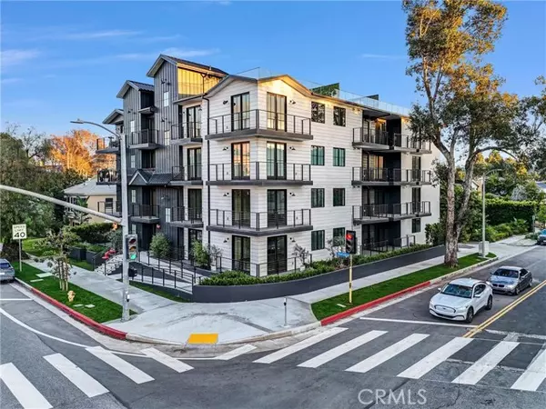 Toluca Lake (los Angeles), CA 91602,10352 Riverside Drive #102A