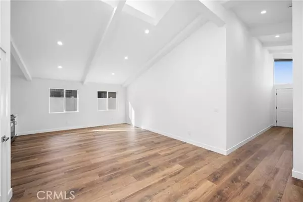 North Hollywood (los Angeles), CA 91605,13010 Hartland