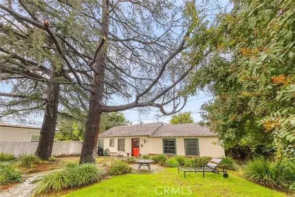 North Hollywood (los Angeles), CA 91601,4949 Strohm Avenue