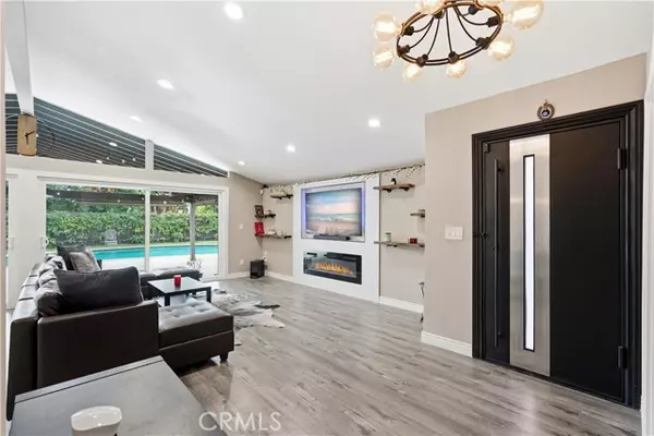 Granada Hills (los Angeles), CA 91344,16456 Kingsbury