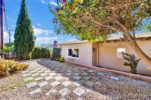 La Crescenta, CA 91214,3740 4th