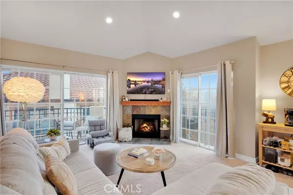 Valencia (santa Clarita), CA 91355,24151 Del Monte #348