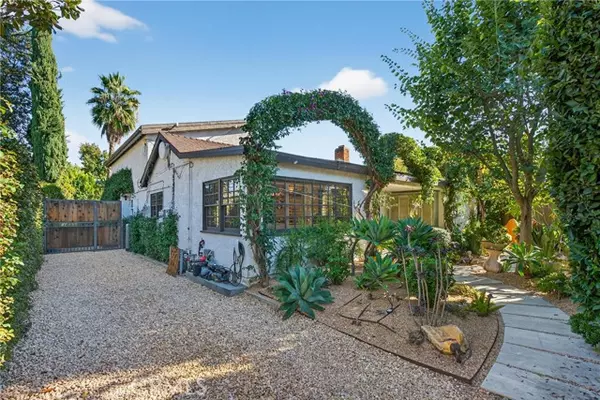 Sherman Oaks, CA 91401,5526 Fulton