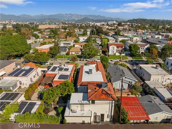 Los Angeles, CA 90039,4026 Garden Avenue