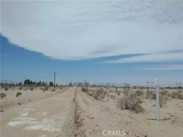 Adelanto, CA 92301,186 Cassia Road