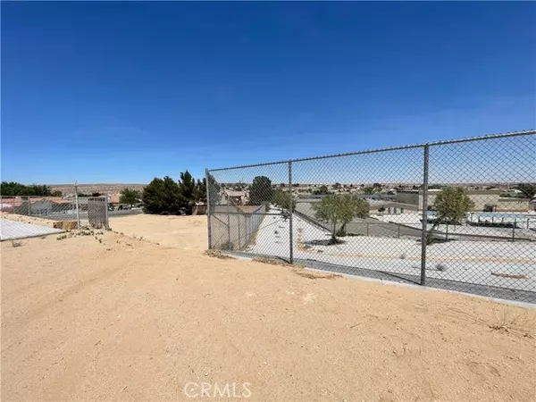 Helendale, CA 92342,14008 Topmast Drive