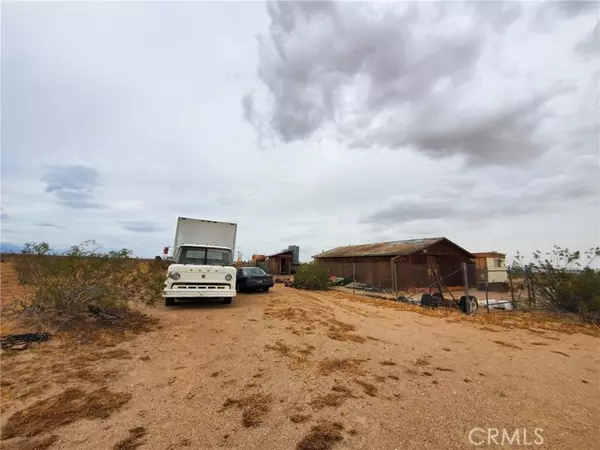 Adelanto, CA 92301,8746 Cactus Road