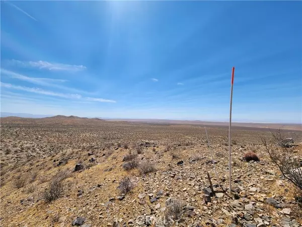 Adelanto, CA 92301,1234 Behind Shadow Moutains Road