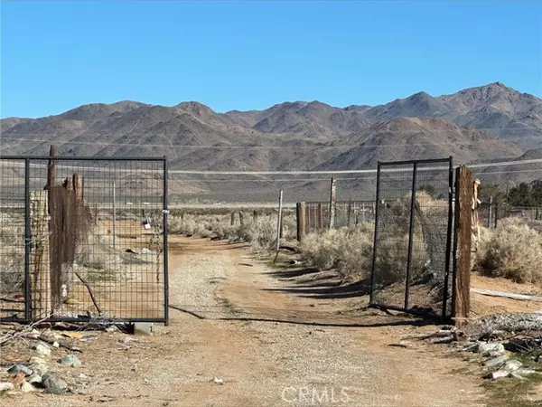 Lucerne Valley, CA 92356,15977 Verdugo Avenue