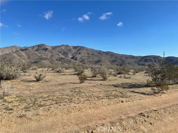 26425 Lancelet Street, Apple Valley, CA 92308
