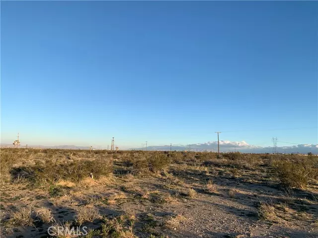 Adelanto, CA 92301,0 Lilac Road