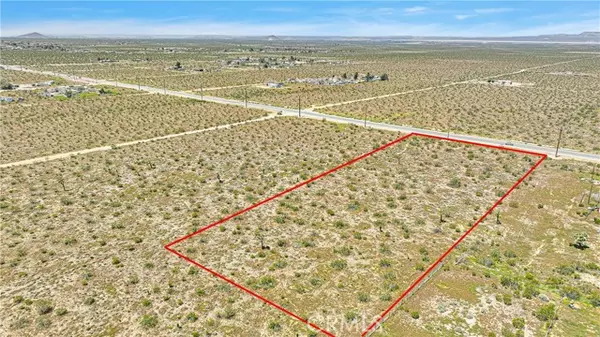 0 Ca-18, Phelan, CA 92372