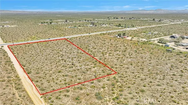 0 Ca-18, Phelan, CA 92372