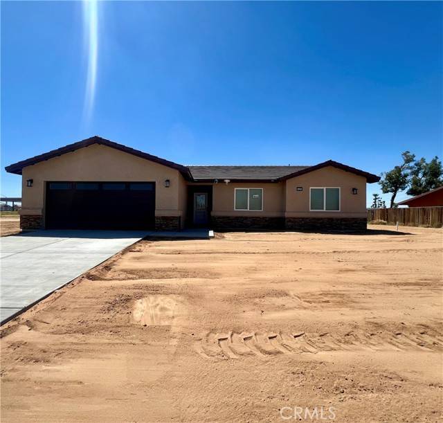 12144 Toltec Drive, Apple Valley, CA 92308