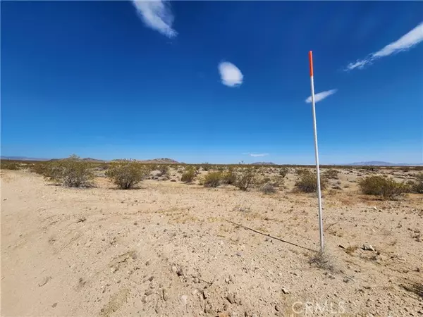 Joshua Tree, CA 92252,32 Sonora Road