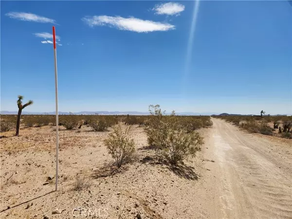 32 Sonora Road, Joshua Tree, CA 92252