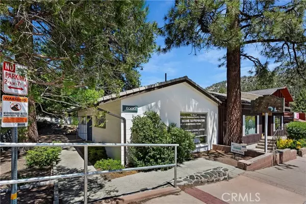 Wrightwood, CA 92397,6014 Park Drive