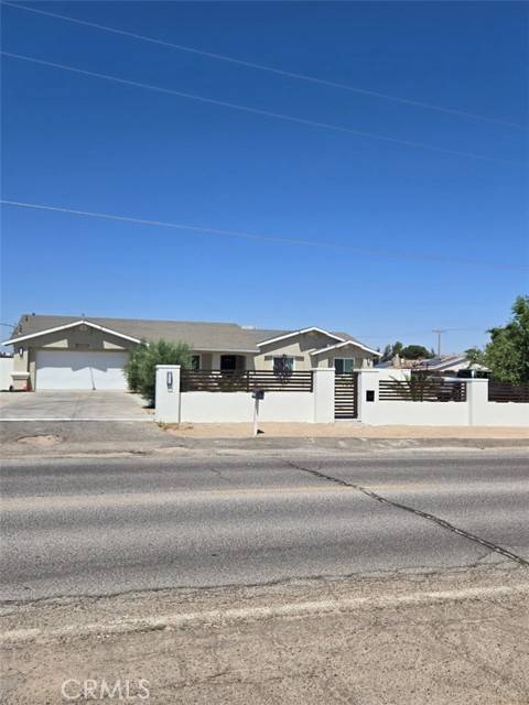 11252 Locust Avenue, Hesperia, CA 92345