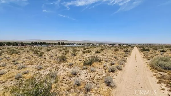 1 Mountain Springs Road, Helendale, CA 92342