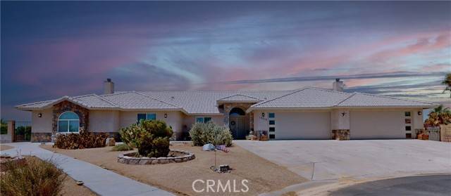 13210 Richmond Way, Apple Valley, CA 92308