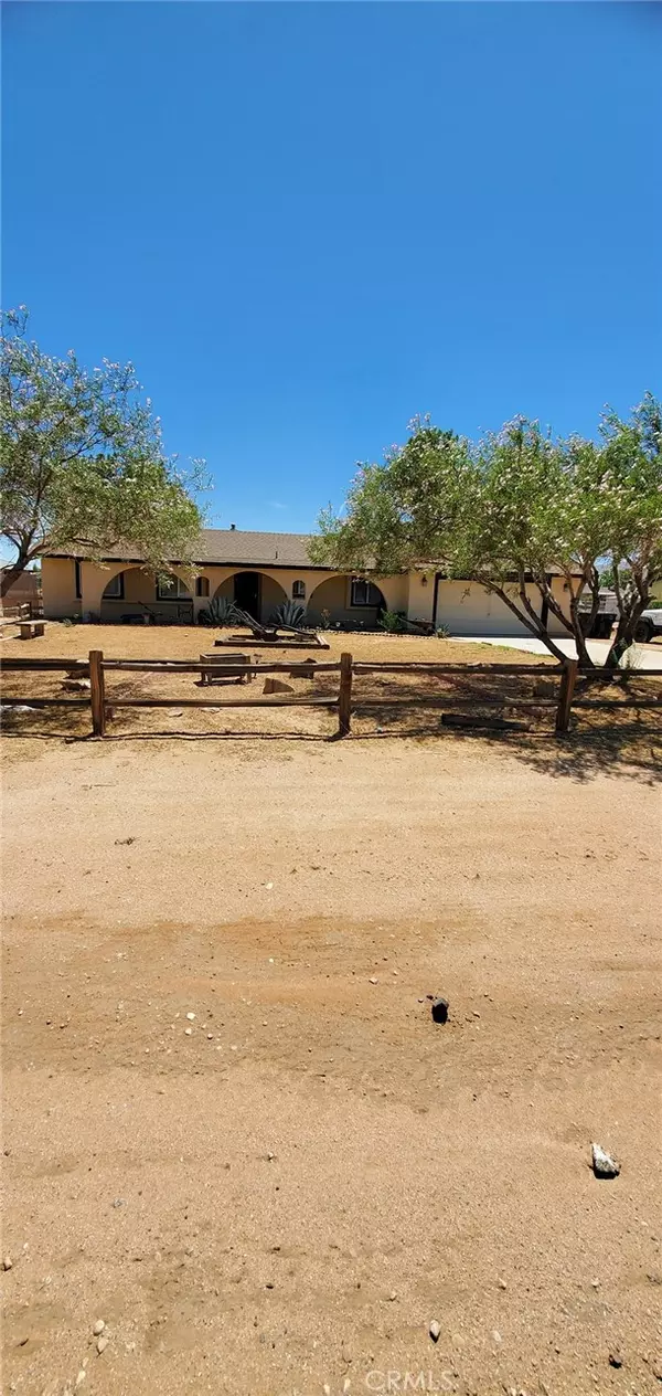 11201 Truchas Road, Apple Valley, CA 92308