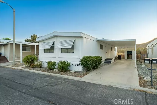 Apple Valley, CA 92307,20683 Waalew Road #16