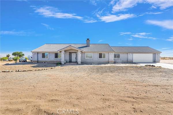 11727 Oxford Road, Phelan, CA 92371