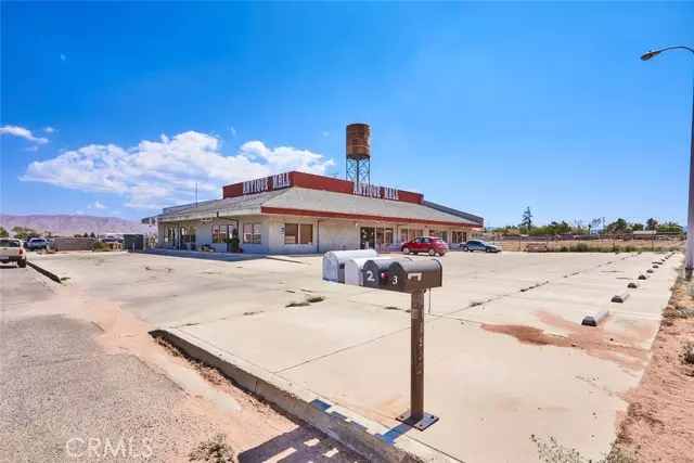 Hesperia, CA 92345,16937 Walnut Street