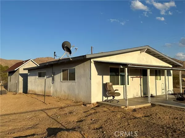 24744 Old Mine Road, Apple Valley, CA 92307