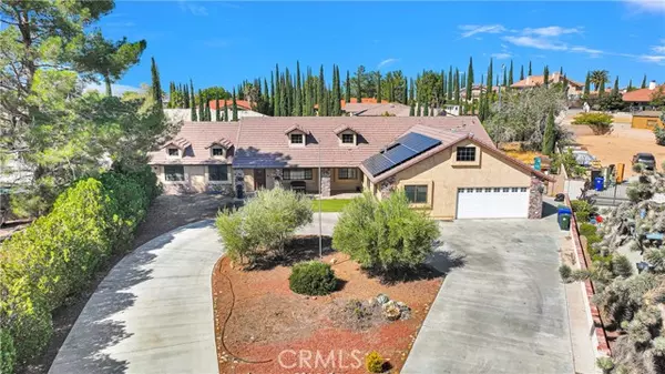 13420 Waco Drive, Apple Valley, CA 92308