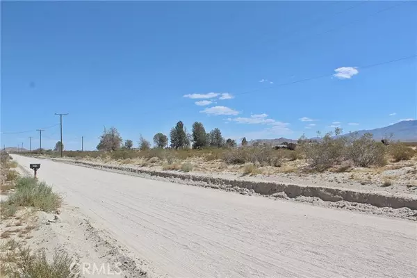 Lucerne Valley, CA 92356,38775 E End Road