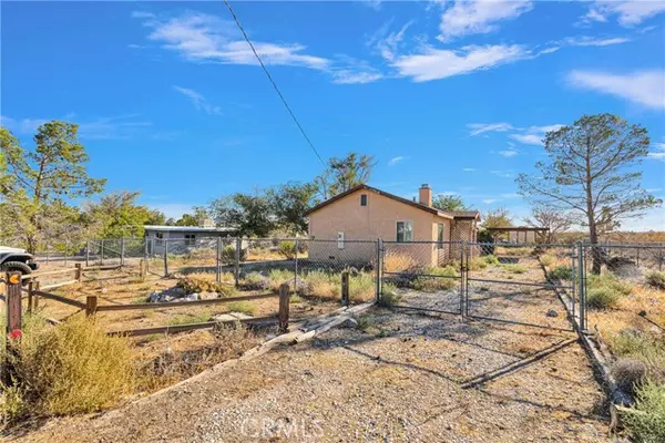 9405 Mesa Road, Lucerne Valley, CA 92356