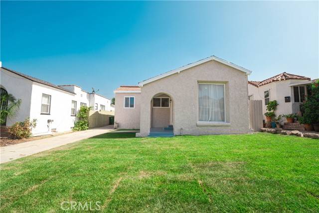 8924 Dalton Avenue, Los Angeles, CA 90047