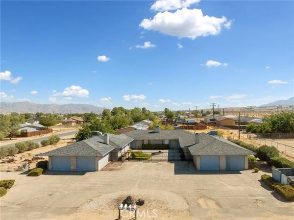 10547 Cochiti Rd., Apple Valley, CA 92308