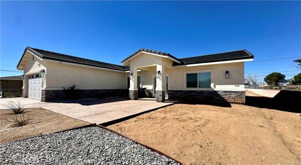 14400 Osage Road, Apple Valley, CA 92307