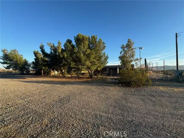 23839 Bear Valley Road, Apple Valley, CA 92308