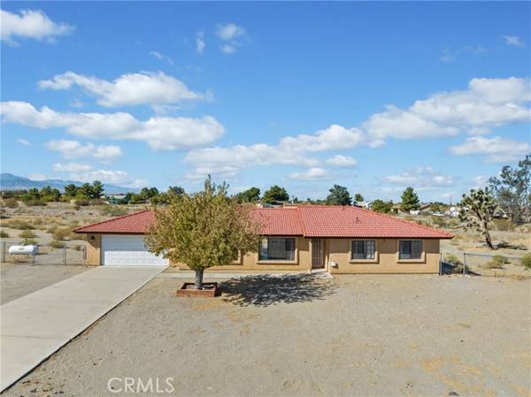 14022 Valle Vista Road, Phelan, CA 92371