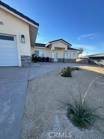 23491 Wren Street, Apple Valley, CA 92308