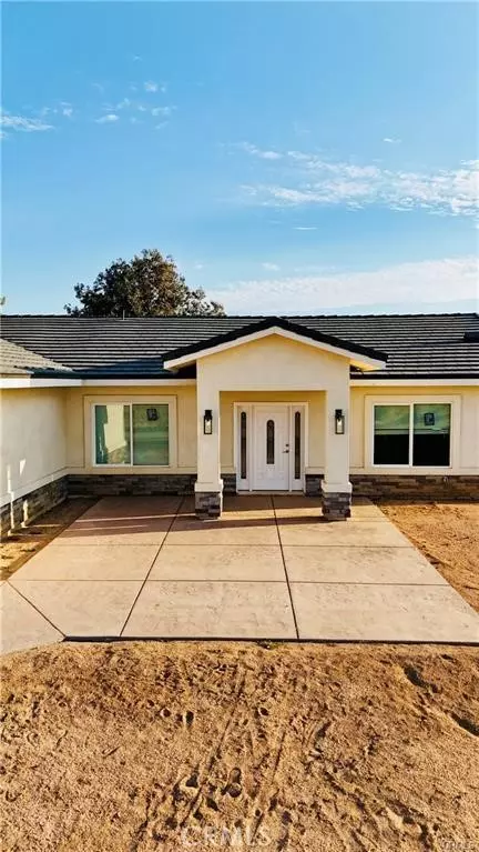 Apple Valley, CA 92308,23491 Wren Street