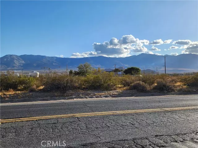 555 Old Woman Springs, Lucerne Valley, CA 92356