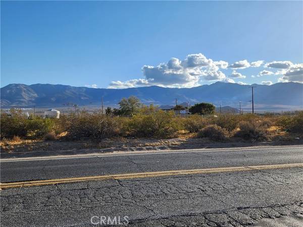 555 Old Woman Springs, Lucerne Valley, CA 92356