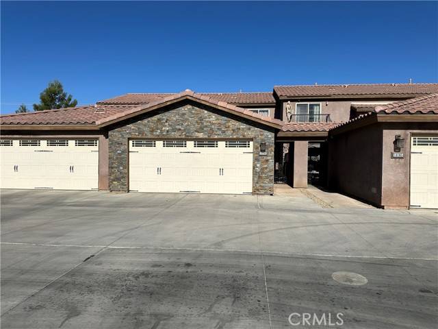 14193 Jicarilla Road #302, Apple Valley, CA 92307