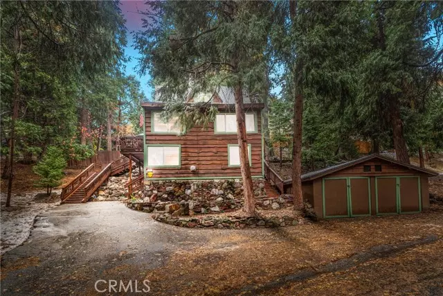 141 Silver Spruce Road, Cedar Glen, CA 92321