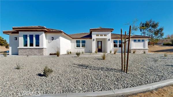 14285 Riverside Drive, Apple Valley, CA 92307