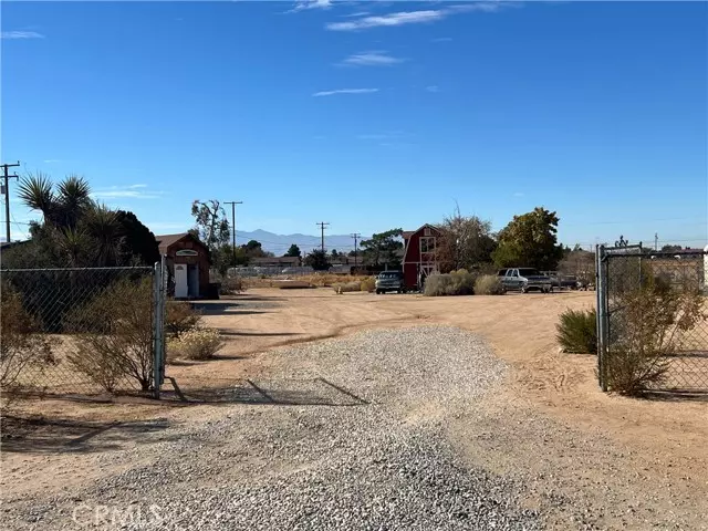 Apple Valley, CA 92308,9464 Juniper Street