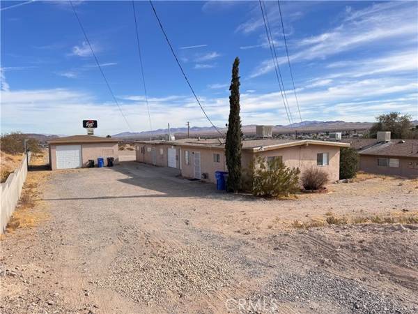 931 Pine Avenue, Barstow, CA 92311