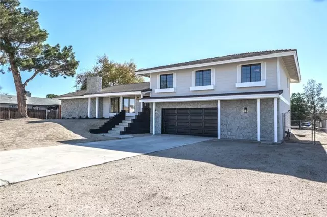 Apple Valley, CA 92307,19217 Hudson Road